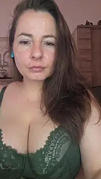 XXX chat uživo modela cristalines