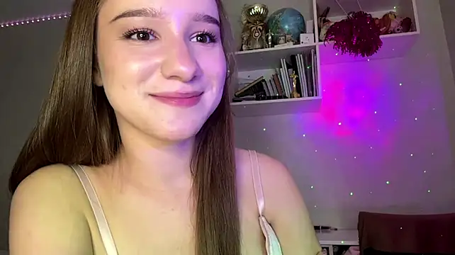 DonetteAlaya – Naživo XXX chat