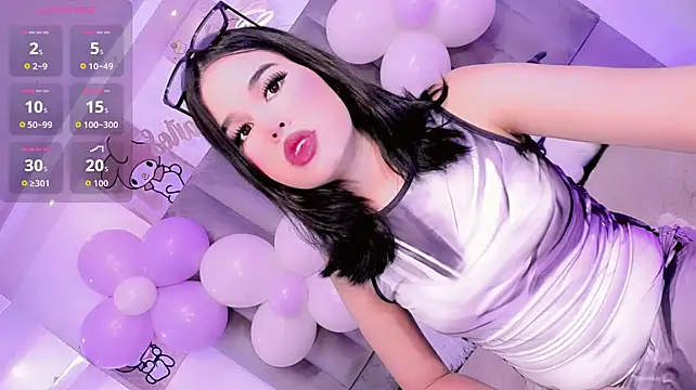 Chat +18 de ClaudiaSophia ao vivo