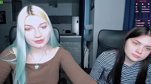 Show modela your_megan na web-kameri