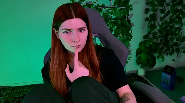 Živý XXX chat AliceCUNTach
