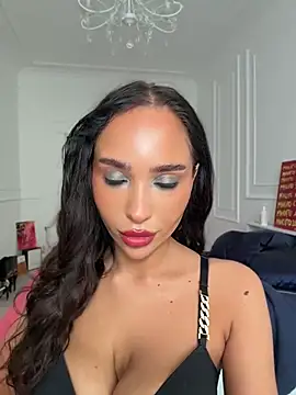 Chat XXX ao vivo de CardiSweetBaby