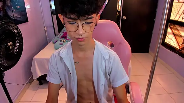LiamHeatx Live XXX-chat