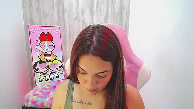 Chat XXX en directo de Kriztalwet_