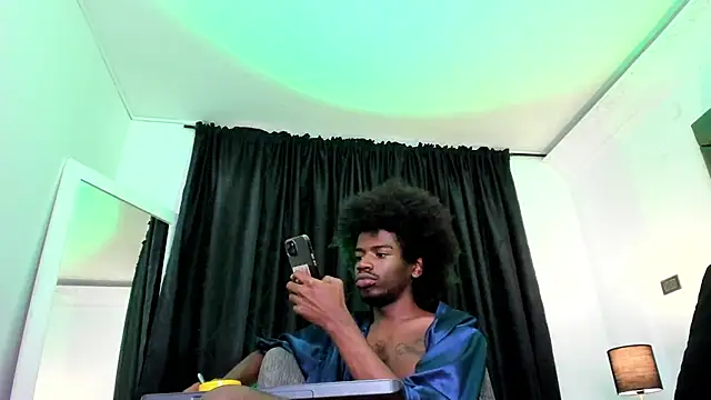 AllexJacob's Live XXX Chat