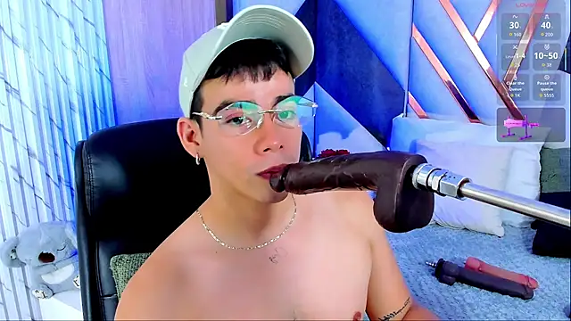 Alejandro_karter18 – Naživo XXX chat