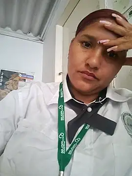 Chat +18 de sharlotmuk ao vivo