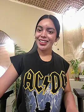 TS-SimplyTheBest's Live XXX Chat