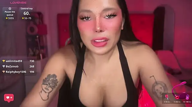 Megwildddd 现场XXX聊天