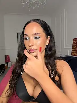 دردشة CardiSweetBaby الجنسية المباشرة