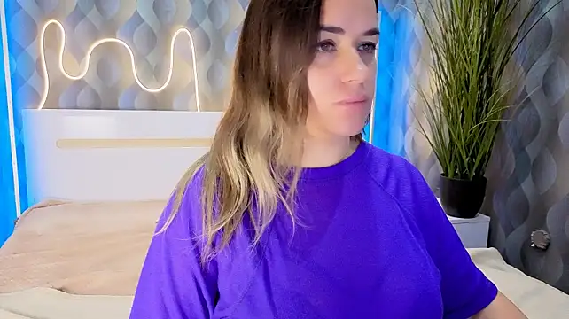 JuicyMillena Live XXX-chat