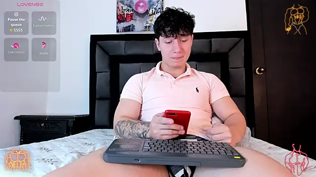 Chat XXX ao vivo de Liam_saint
