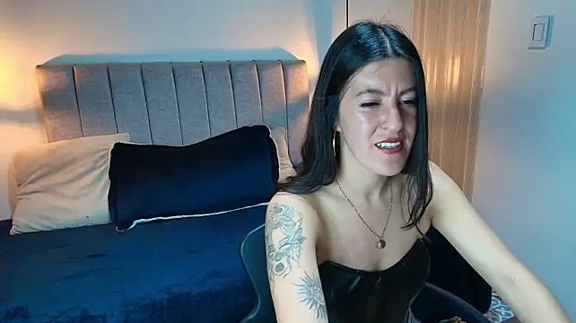 LiaCooper_ 现场XXX聊天