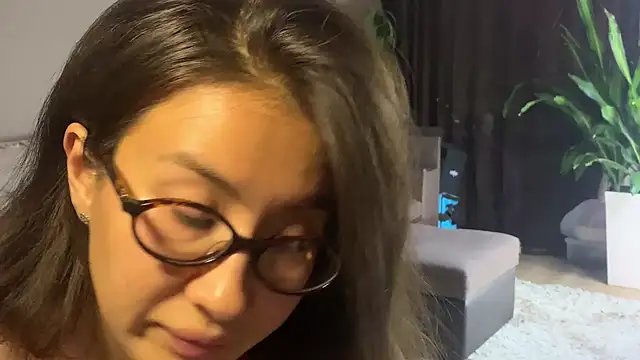 Kivoora 现场XXX聊天