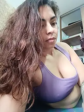 Ivanna2's Live XXX Chat