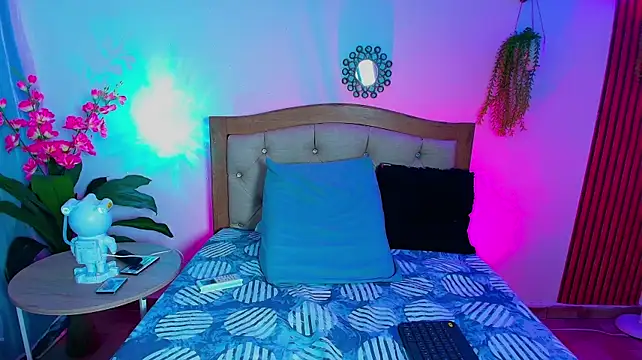 kinkysweet__ XXX чат на живо