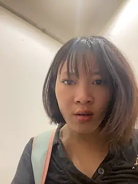 littleqiu XXX чат на живо