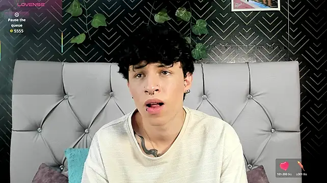 Axel__Evans – Naživo XXX chat