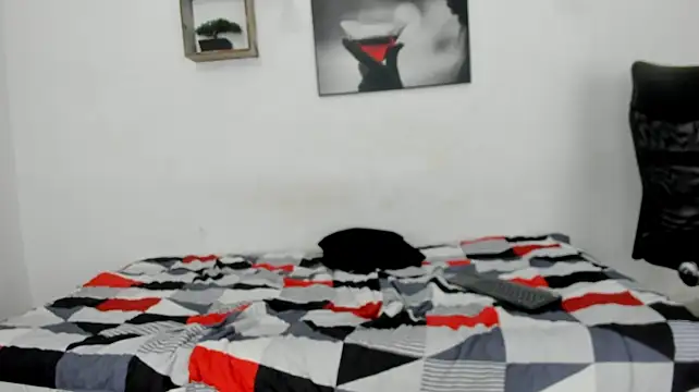 rickyfriki Chat XXX live