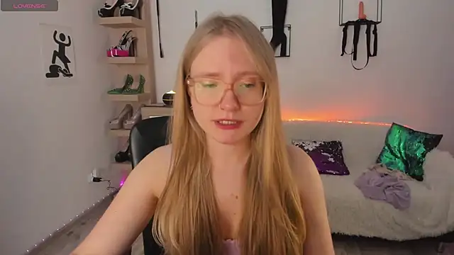 NancyHottie's Live XXX Chat