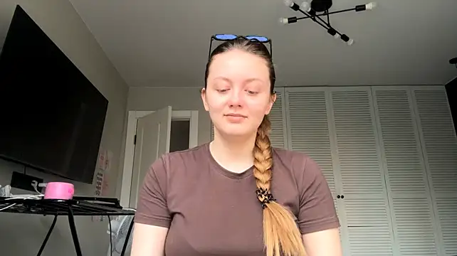 AttiringHallmark Live XXX Chat