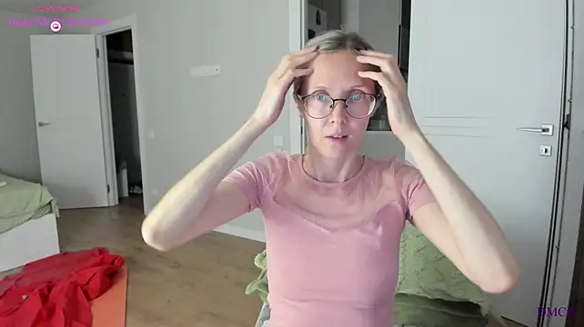 MollyStory Live XXX-chat