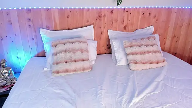 XXX chat uživo modela ChloeeSmiith