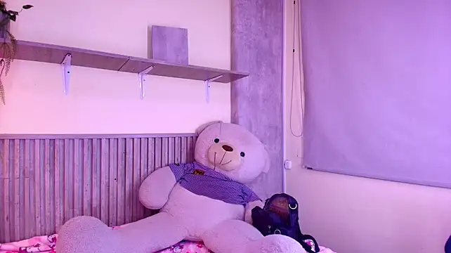 XXX chat uživo modela leri_rose_