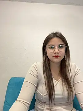 Aurora_Breeze Chat XXX live