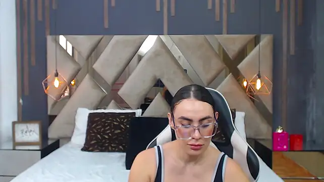 MartinaaFit XXX чат на живо