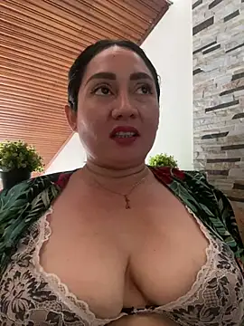 XXX chat uživo modela juliana_diaz