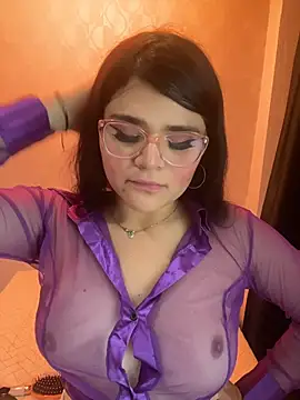 dayis_butera's Live XXX Chat