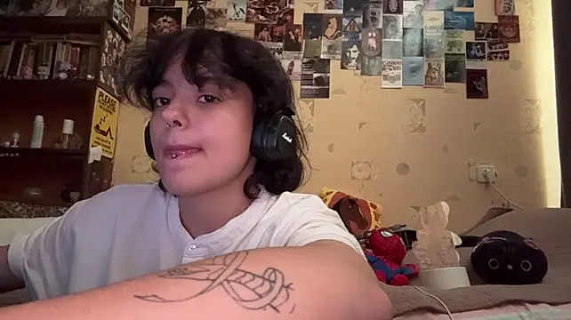 XXX chat uživo modela Kirin_Lin