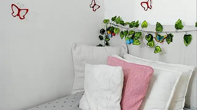 XXX chat uživo modela LindaCatalina_