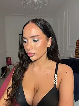 Show modela CardiSweetBaby na web-kameri