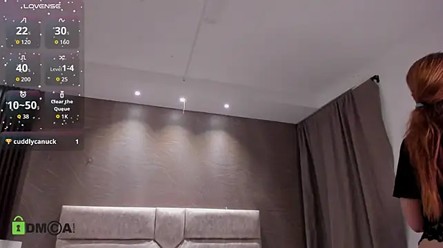 XXX chat uživo modela miaparker25