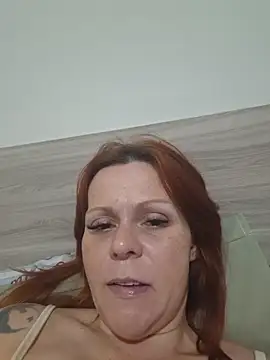 צ'אט XXX בשידור חי של PorcelainDoll1