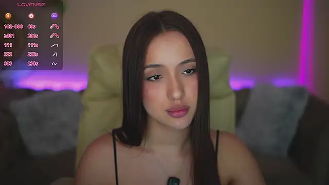 دردشة OliviaMoore_ الجنسية المباشرة