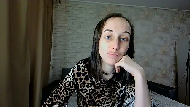 Anika_bloom Chat XXX in diretta