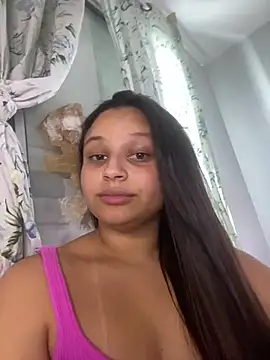 julia_moreira's Live XXX Chat