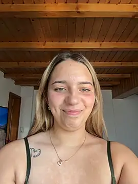 Naomi-Klein Webcam-Show