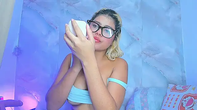 sofiacastillo01 现场XXX聊天