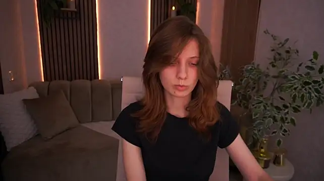CuteeFoxy – Naživo XXX chat