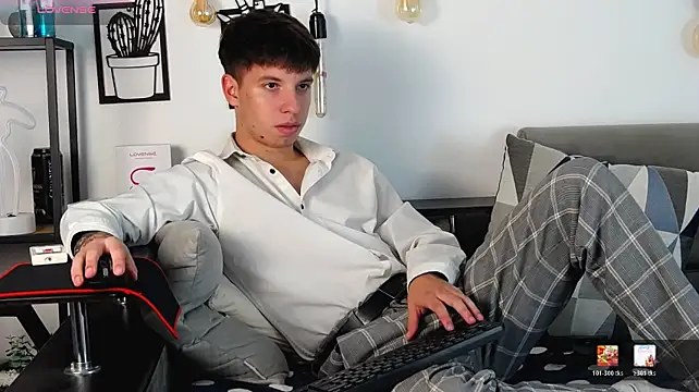 Онлайн чат XXX ThomasEdisonn