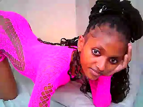 Qute_nimple Obrolan Langsung XXX