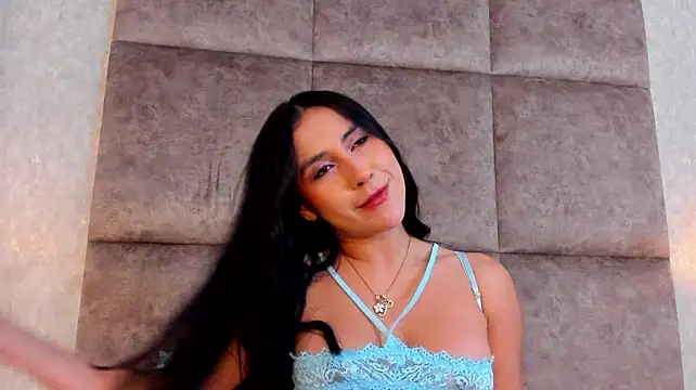 Chat +18 de AnyaJay ao vivo