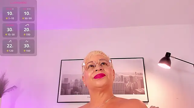 Živý XXX chat Lucy_Milf_68