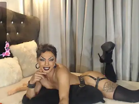 ButtWhoreBELLA Live XXX-Chat