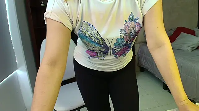 sheryl_jones 라이브 XXX 채팅