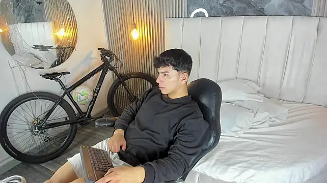 Chat XXX en directo de dark_ay